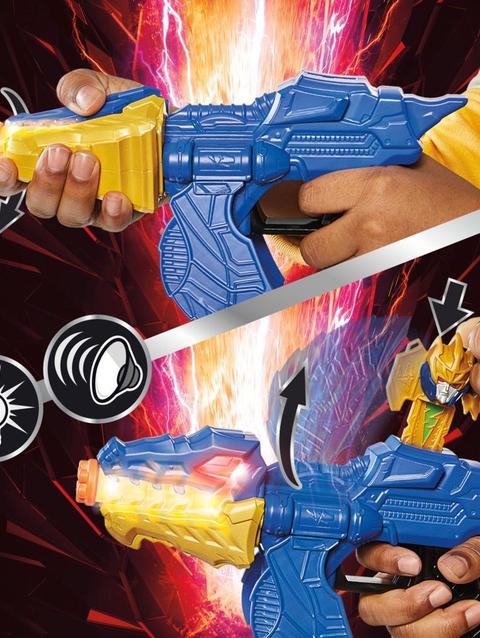 Power Rangers Dino Fury Gold Fury Blade Blaster Superhero Costume Accessory, Kids 5 and Up