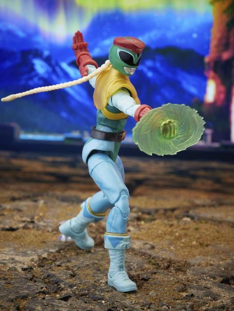 Power Rangers X Street Fighter Lightning Collection Morphed Cammy Stinging Crane Ranger Collab Figure