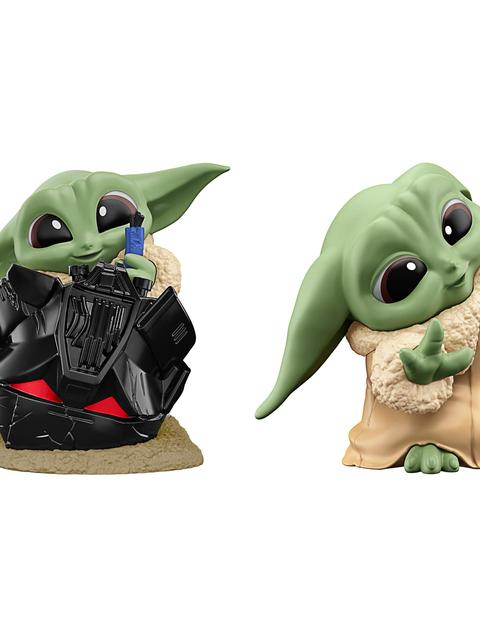 Star Wars The Bounty Collection Series 5, 2-Pack Grogu Figures, 2.25"-Scale Helmet Hijinks, Peek-A-Boo, Ages 4 and Up