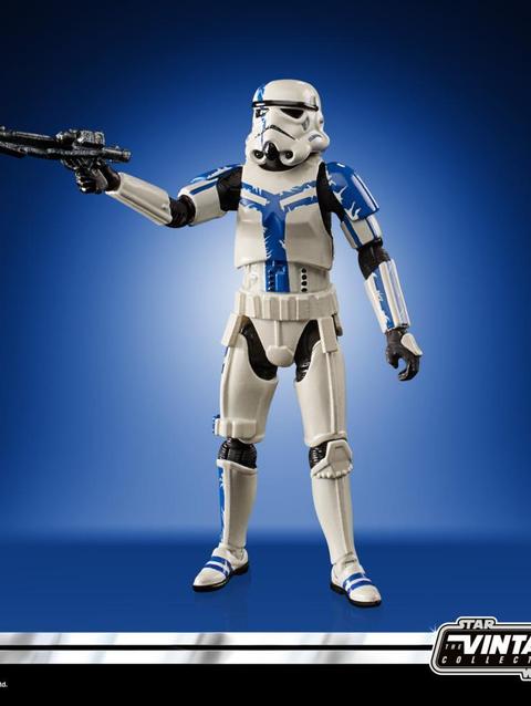 Star Wars The Vintage Collection Gaming Greats Stormtrooper Commander Toy 3.75-Inch-Scale Star Wars: The Force Unleashed