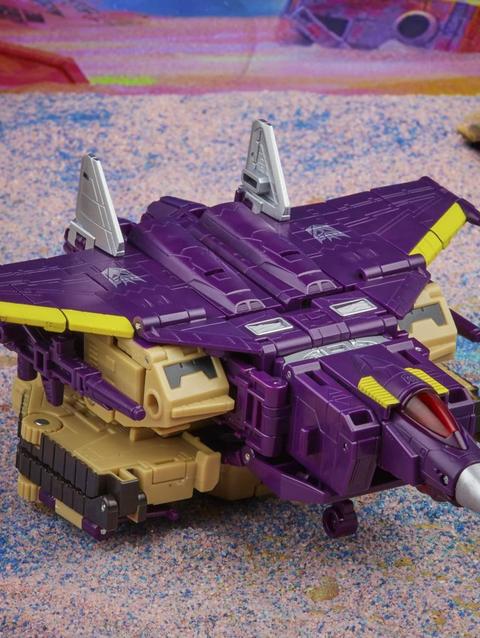 Transformers Toys Generations Legacy Series Leader Blitzwing Triple ChangerAction Figure - 8 and Up, 7-inch