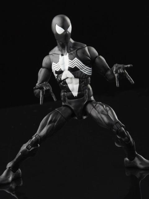 Marvel Legends Series Spider-Man 6-inch Symbiote Spider-Man Action Figure Toy, Includes 4 Accessories