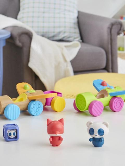 Playskool Roll and Go Critters Vehicle Toys for Toddlers Age 1 and Up, Includes 2 Vehicles, 2 Figures (Amazon Exclusive)