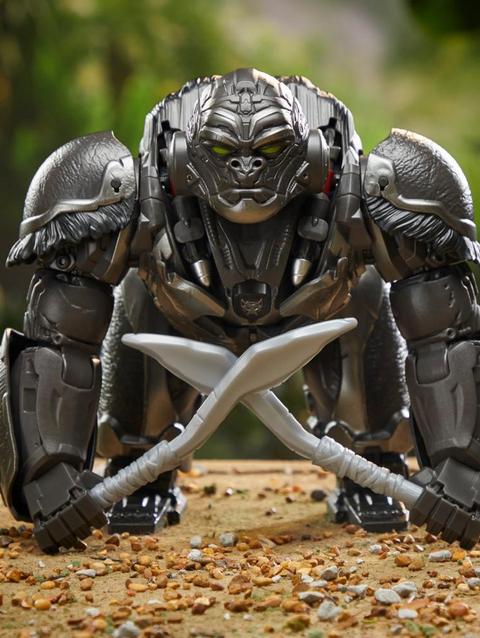 Transformers: Rise of the Beasts Command & Convert Animatronic Optimus Primal Toy (12.5”)